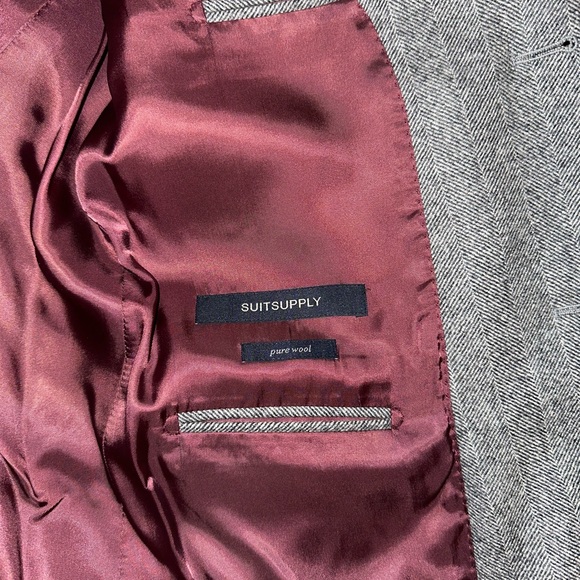 Fully lined , grey wool, herringbone suit - Picture 3 of 5